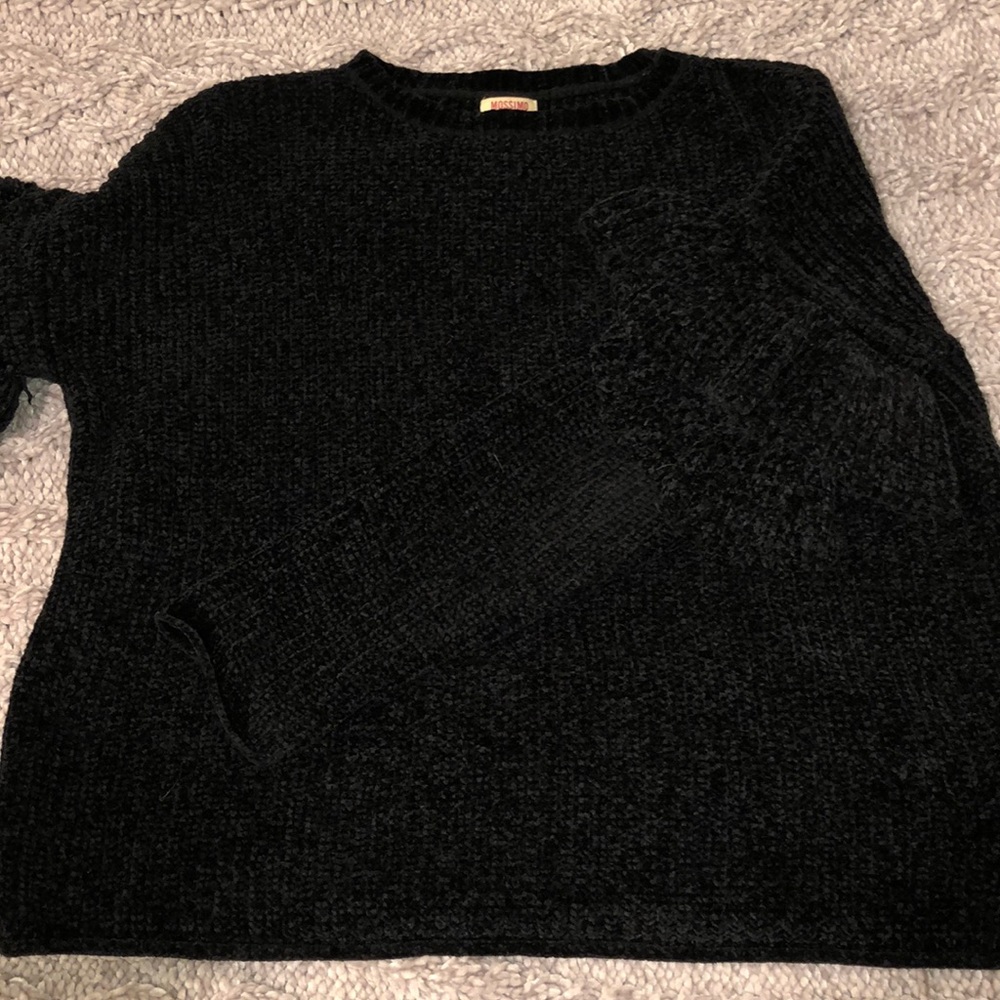 Black puffy sleeved shirt/ Mossimo